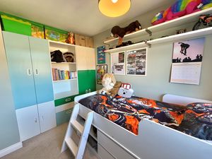 Photo 3- click for photo gallery